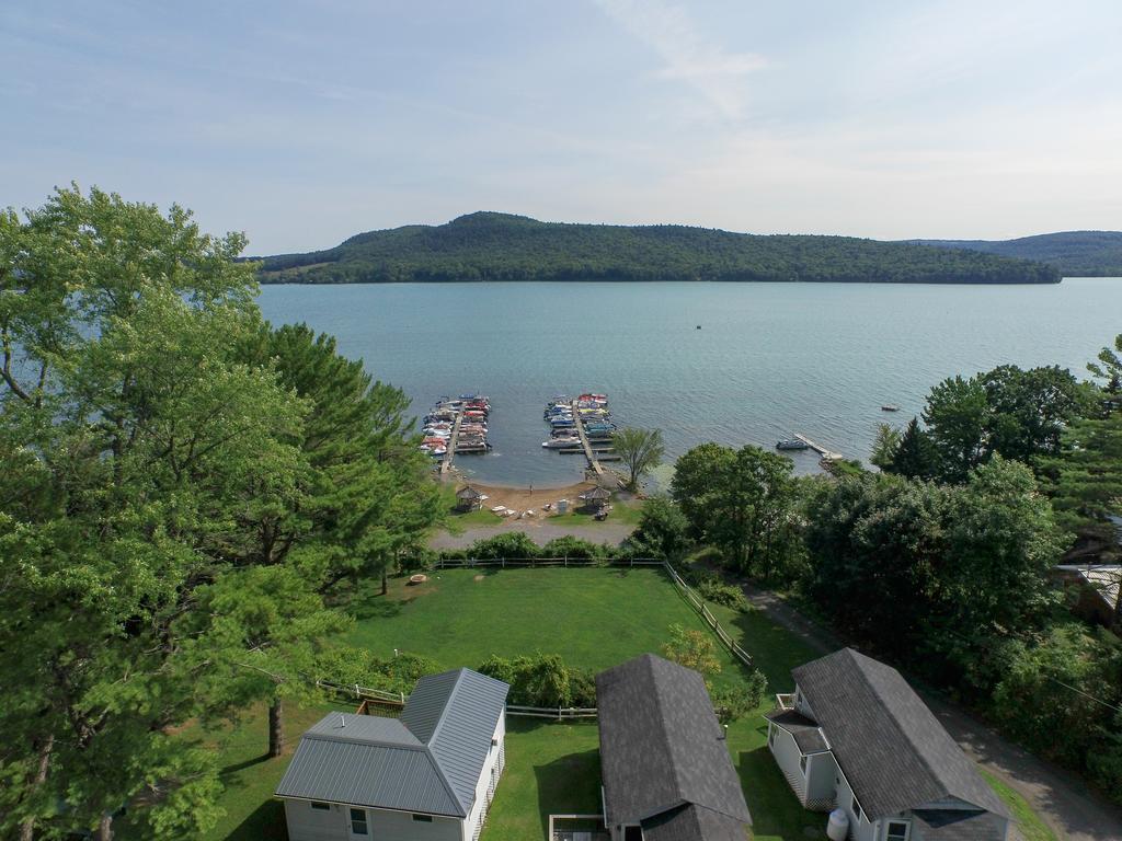 Bayside Inn & Marina Cooperstown Exterior photo