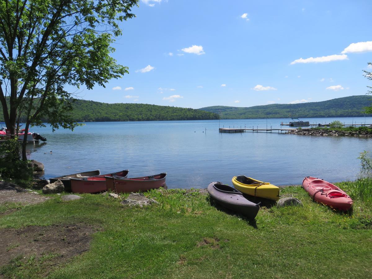 Bayside Inn & Marina Cooperstown Exterior photo