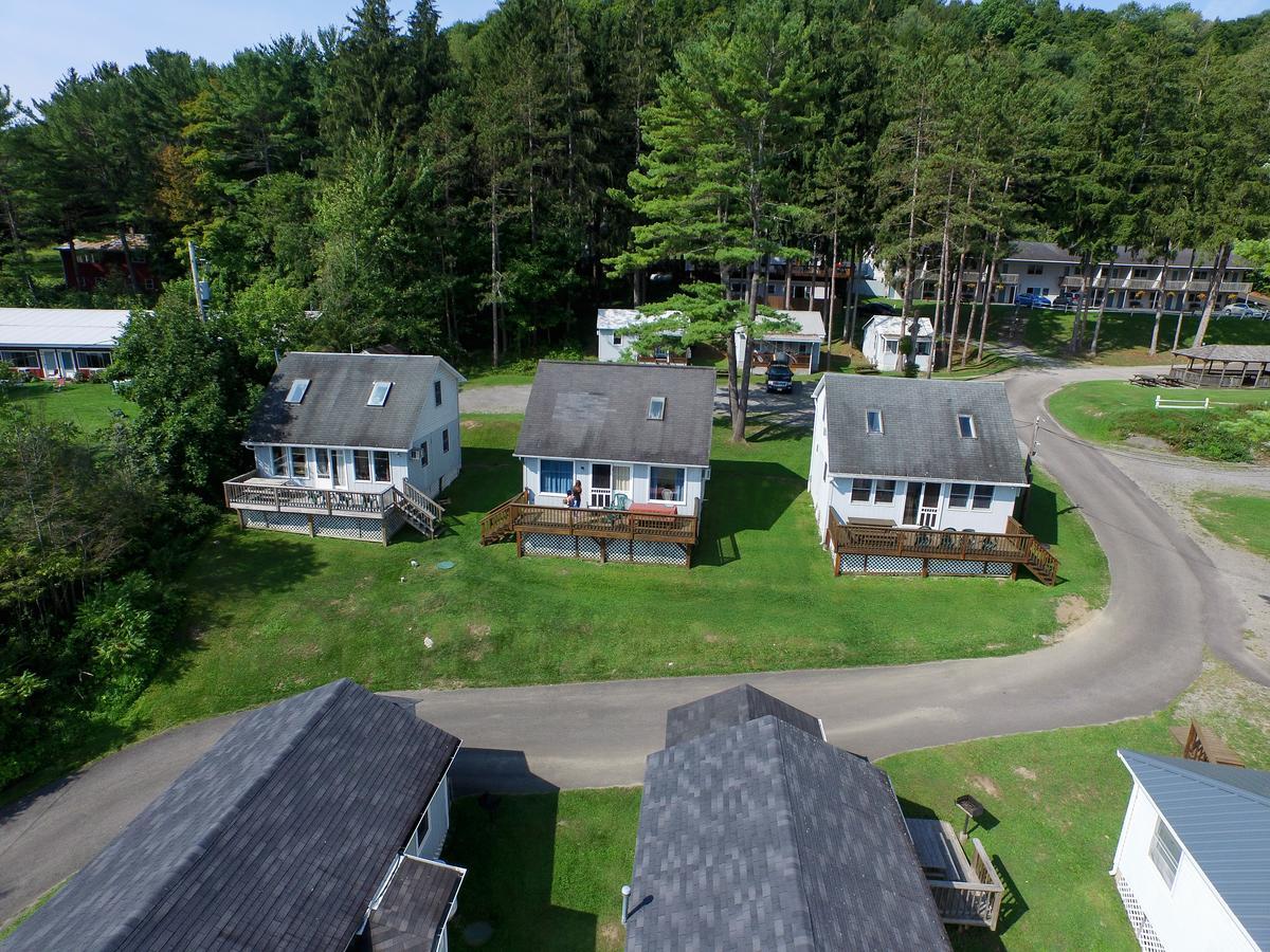 Bayside Inn & Marina Cooperstown Exterior photo
